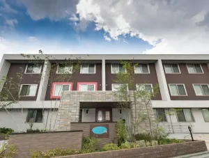 ラ・ナシカ 上大岡